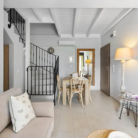 Apartment Solena Luxury Nikiana