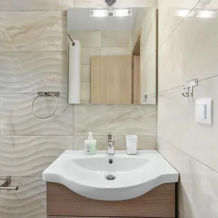 Solena Luxury Apartment
